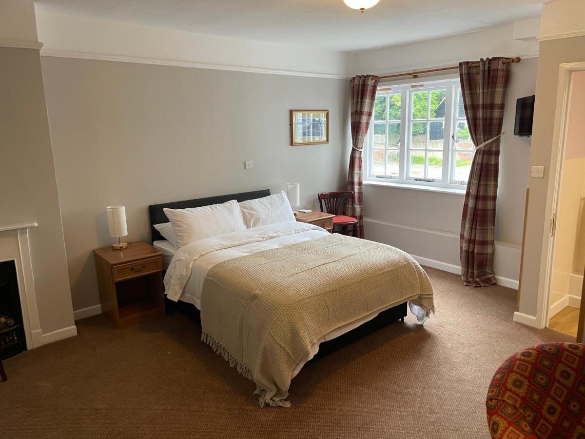 The Swan Inn East Ilsley Room photo
